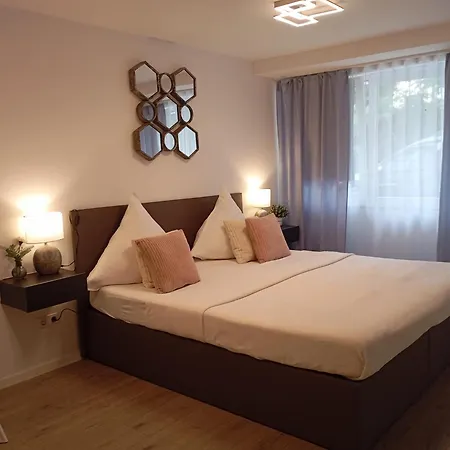 Prime Host Dream 3 Апартаменты Карлсруэ